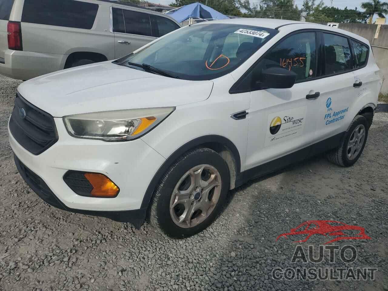 FORD ESCAPE 2017 - 1FMCU0F75HUE30225