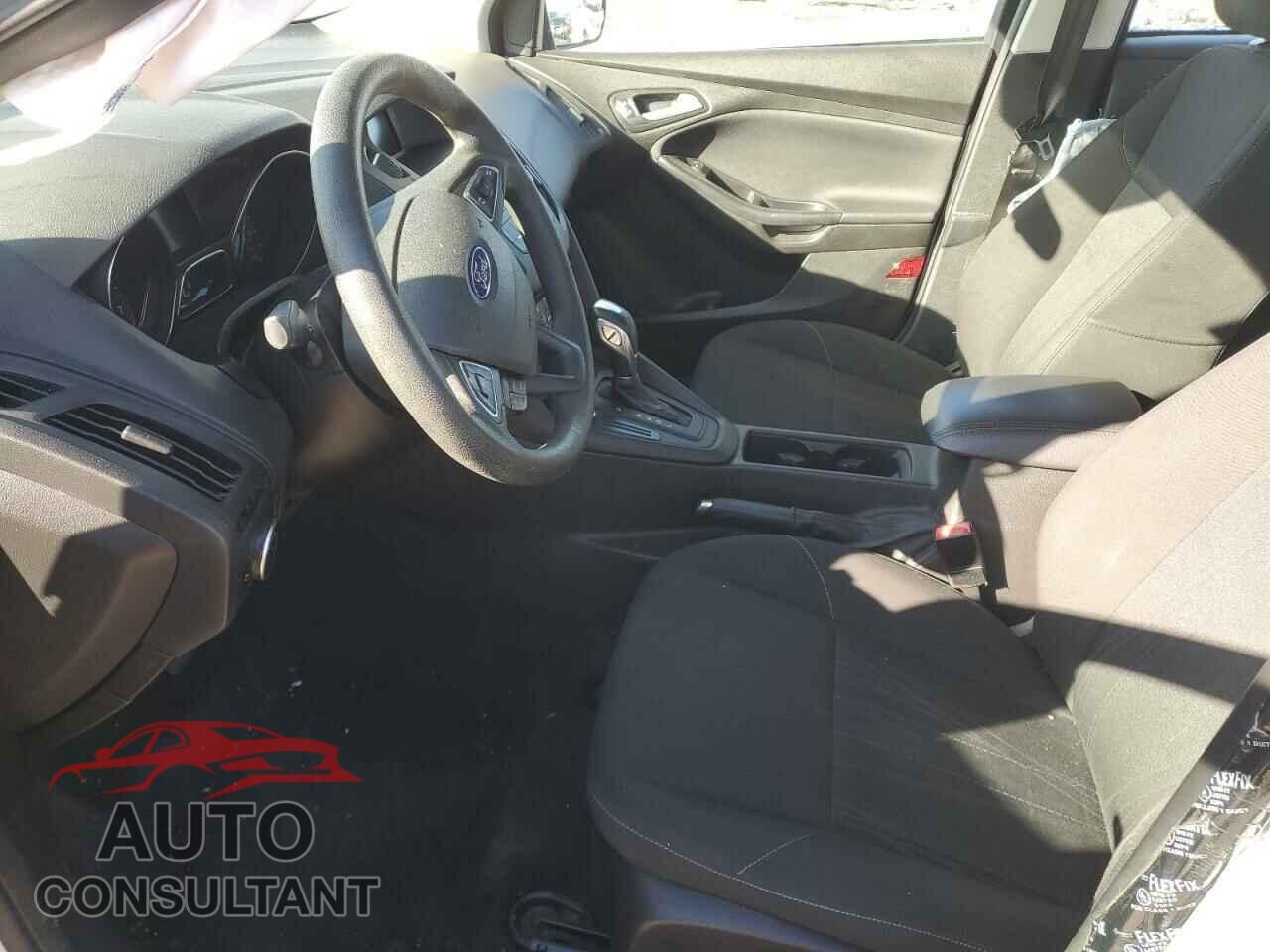 FORD FOCUS 2016 - 1FADP3F25GL229635