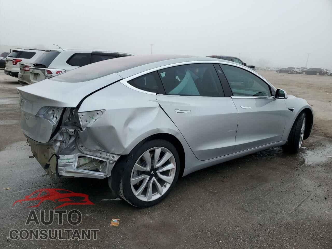 TESLA MODEL 3 2018 - 5YJ3E1EA6JF048384