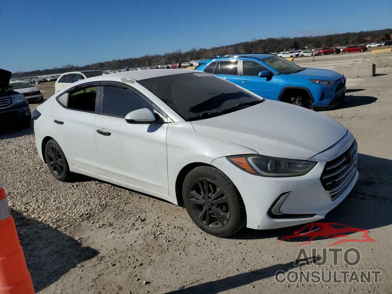 HYUNDAI ELANTRA 2018 - 5NPD84LF8JH244131