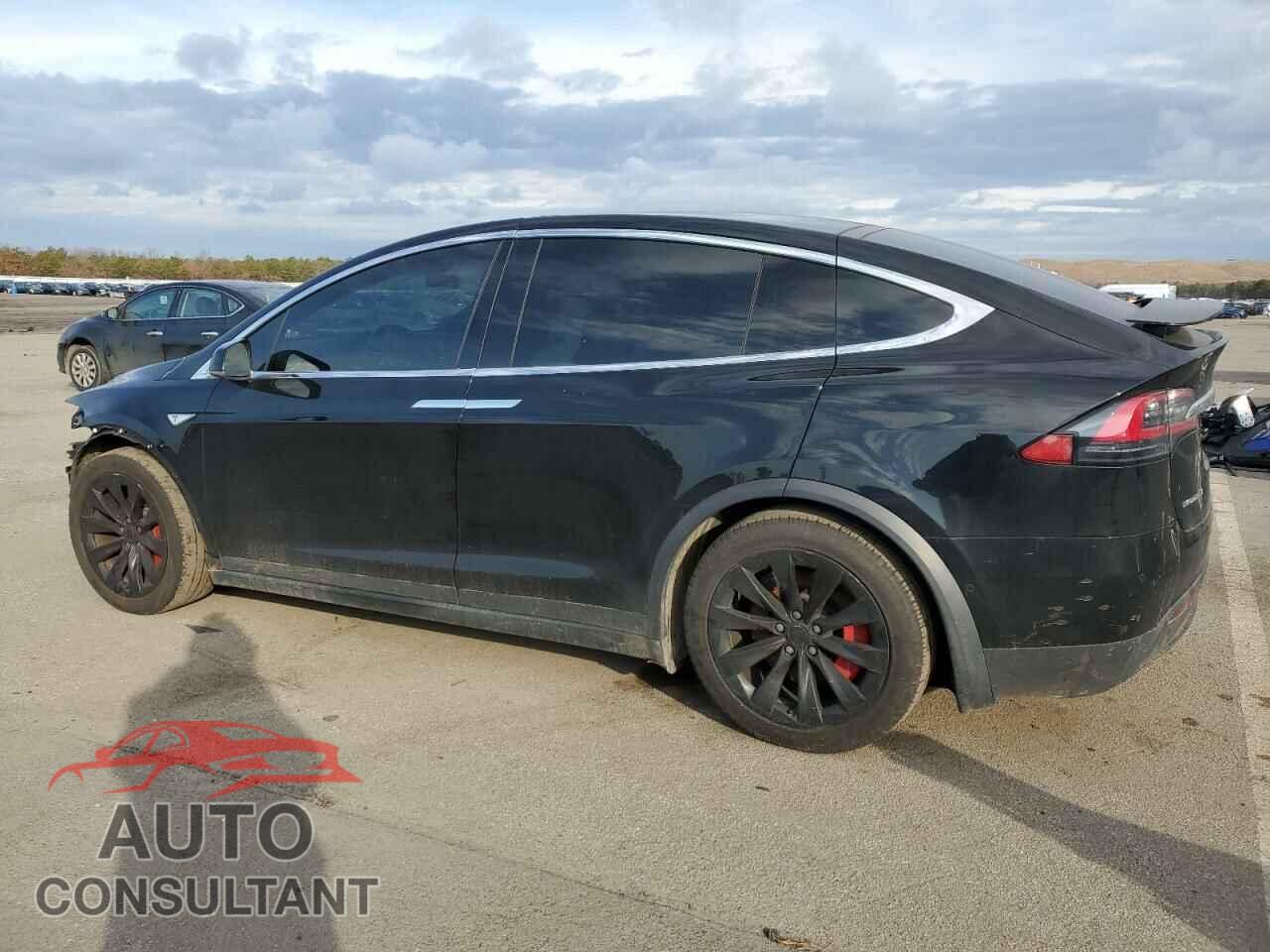 TESLA MODEL X 2016 - 5YJXCBE28GF003459