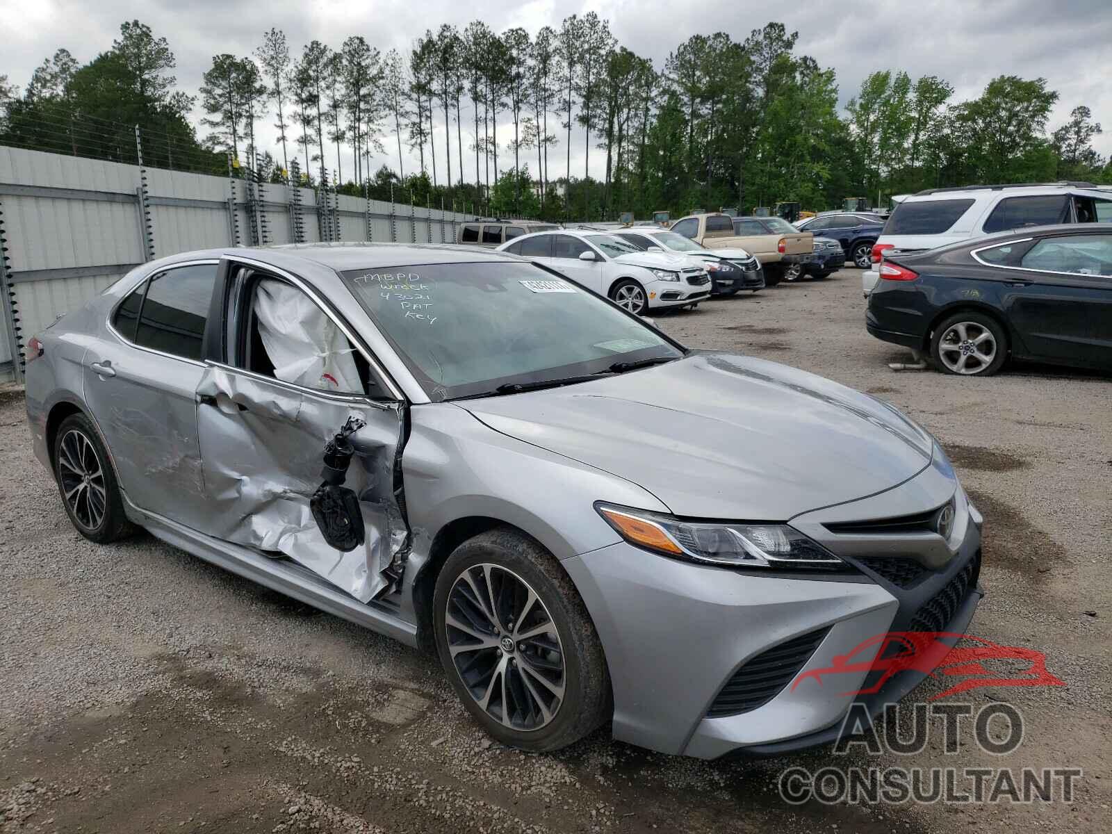 TOYOTA CAMRY 2019 - 4T1B11HK3KU161192