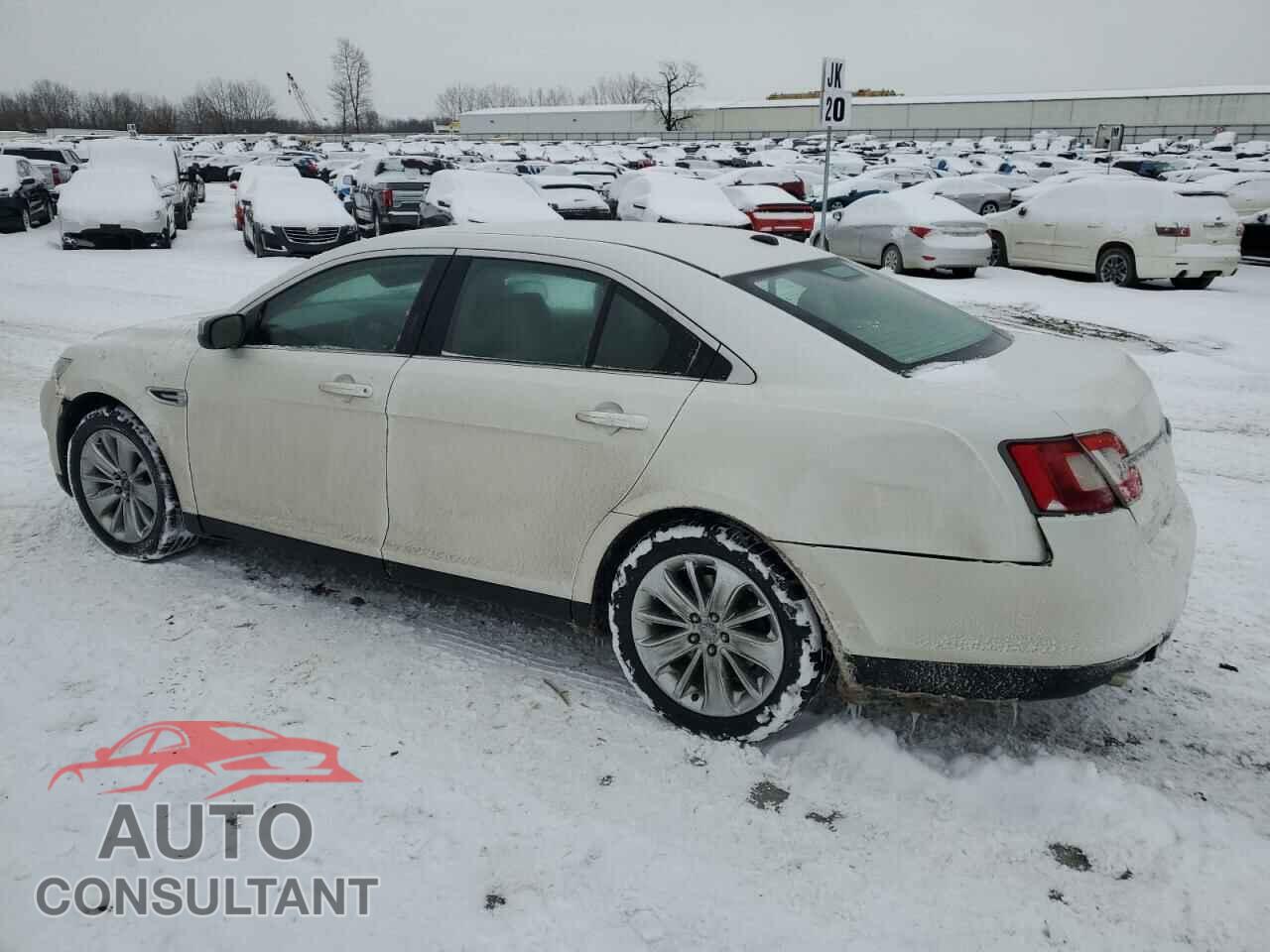 FORD TAURUS 2010 - 1FAHP2FW9AG122571