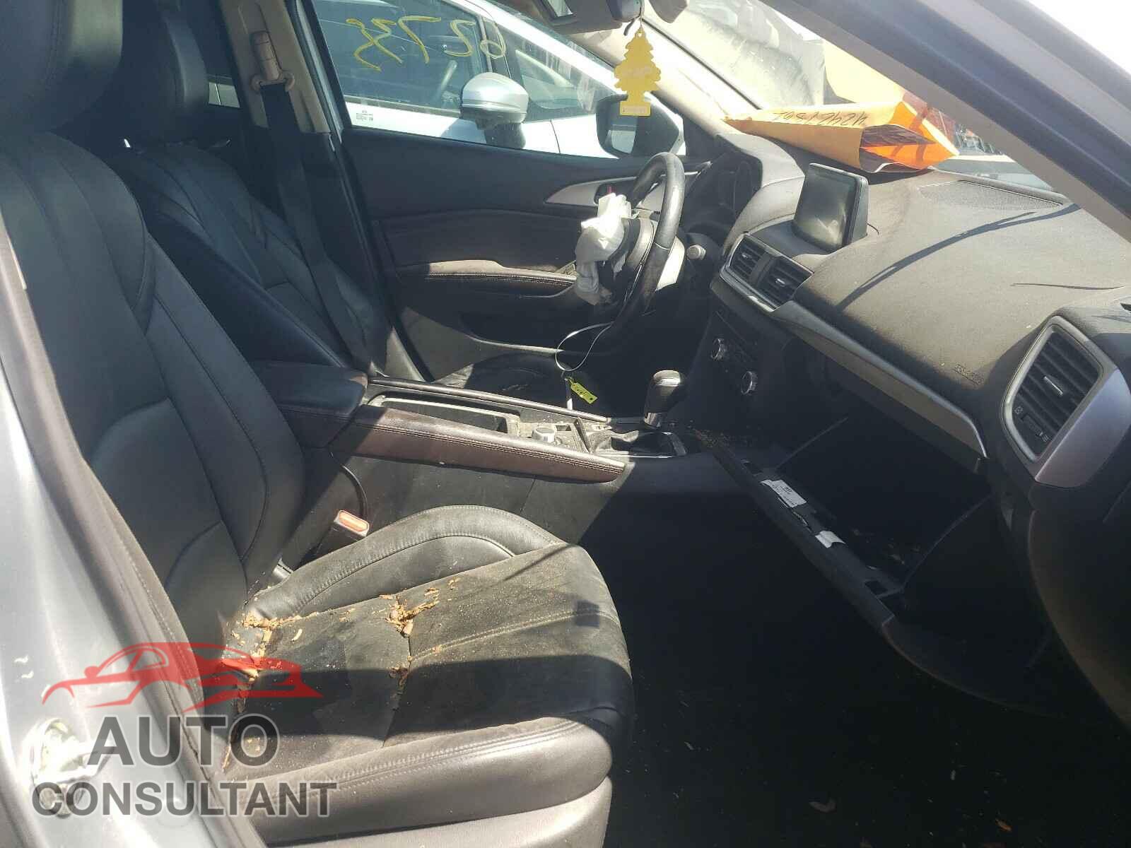 MAZDA 3 2017 - 3MZBN1V72HM116165