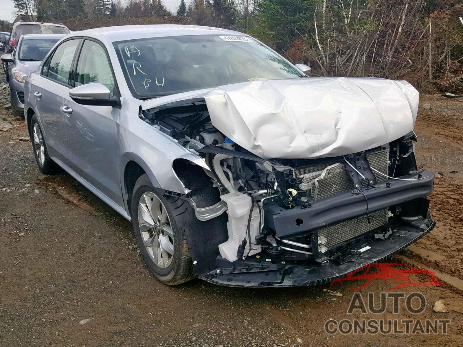 VOLKSWAGEN PASSAT 2018 - 1VWAA7A39JC020389