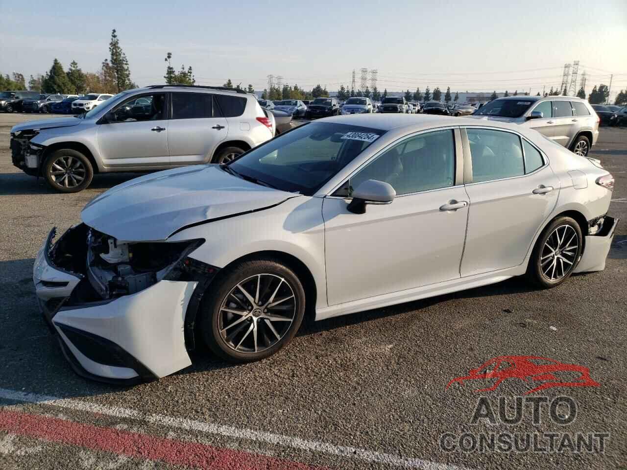 TOYOTA CAMRY 2023 - 4T1G11AK1PU147010