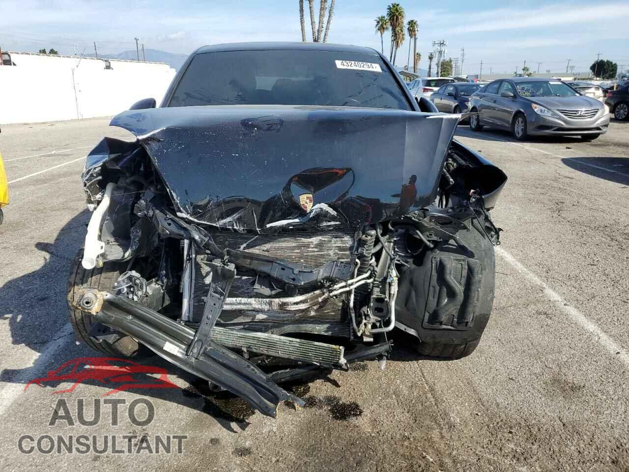 PORSCHE CAYENNE 2016 - WP1AA2A23GLA05553