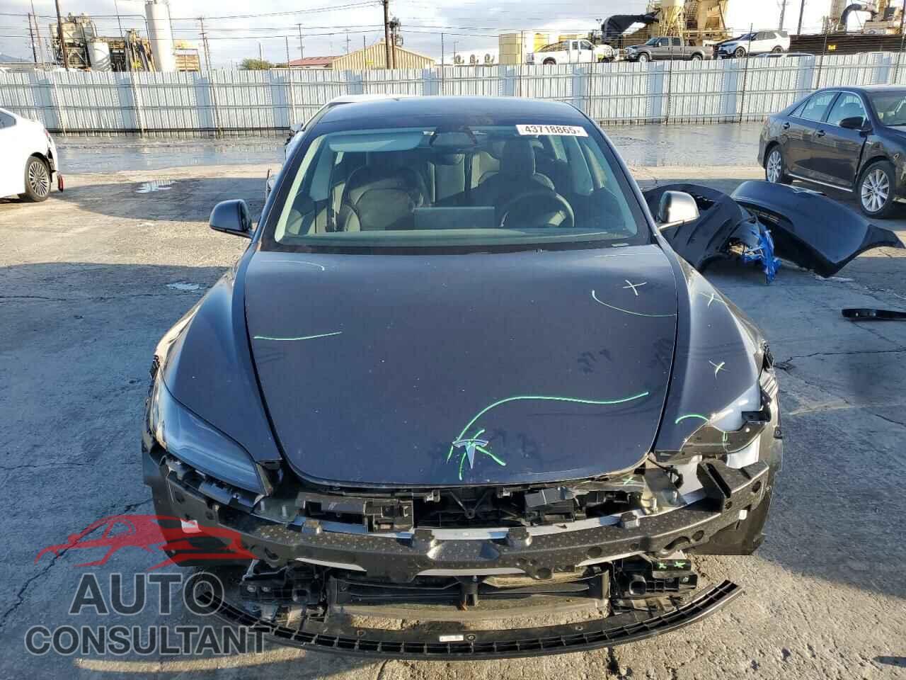 TESLA MODEL 3 2024 - 5YJ3E1EA6RF747249