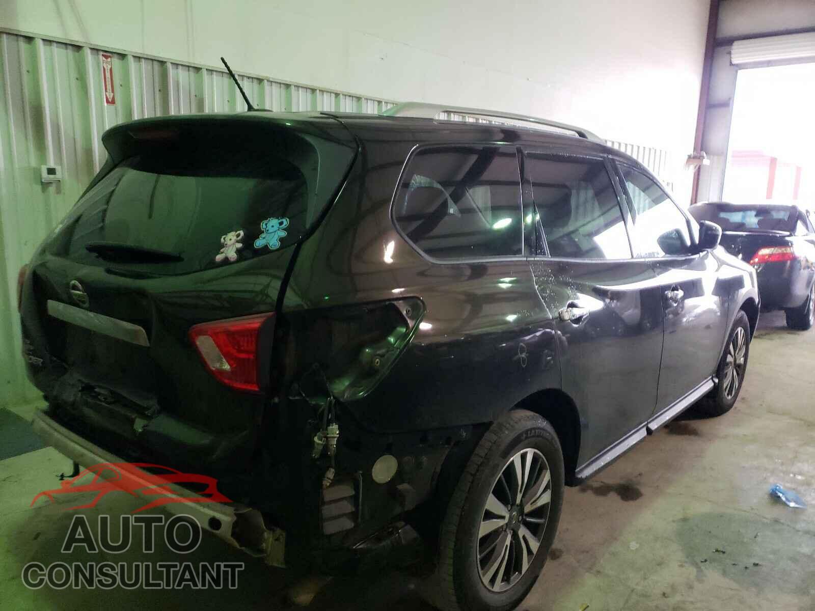 NISSAN PATHFINDER 2017 - 5N1DR2MN1HC654875