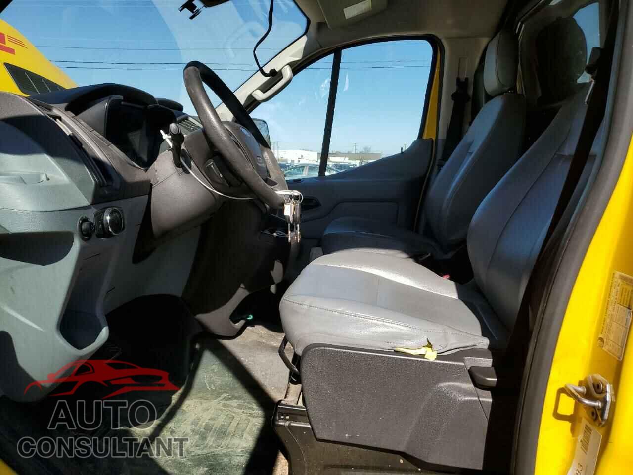FORD TRANSIT 2017 - 1FTYR1YM0HKA29083