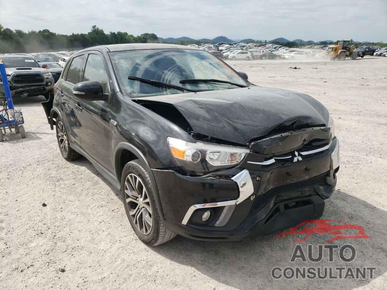 MITSUBISHI OUTLANDER 2018 - JA4AR3AW8JZ034614