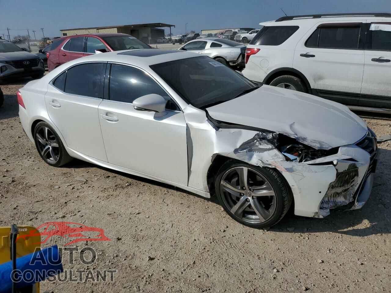 LEXUS IS 2017 - JTHBA1D20H5050837