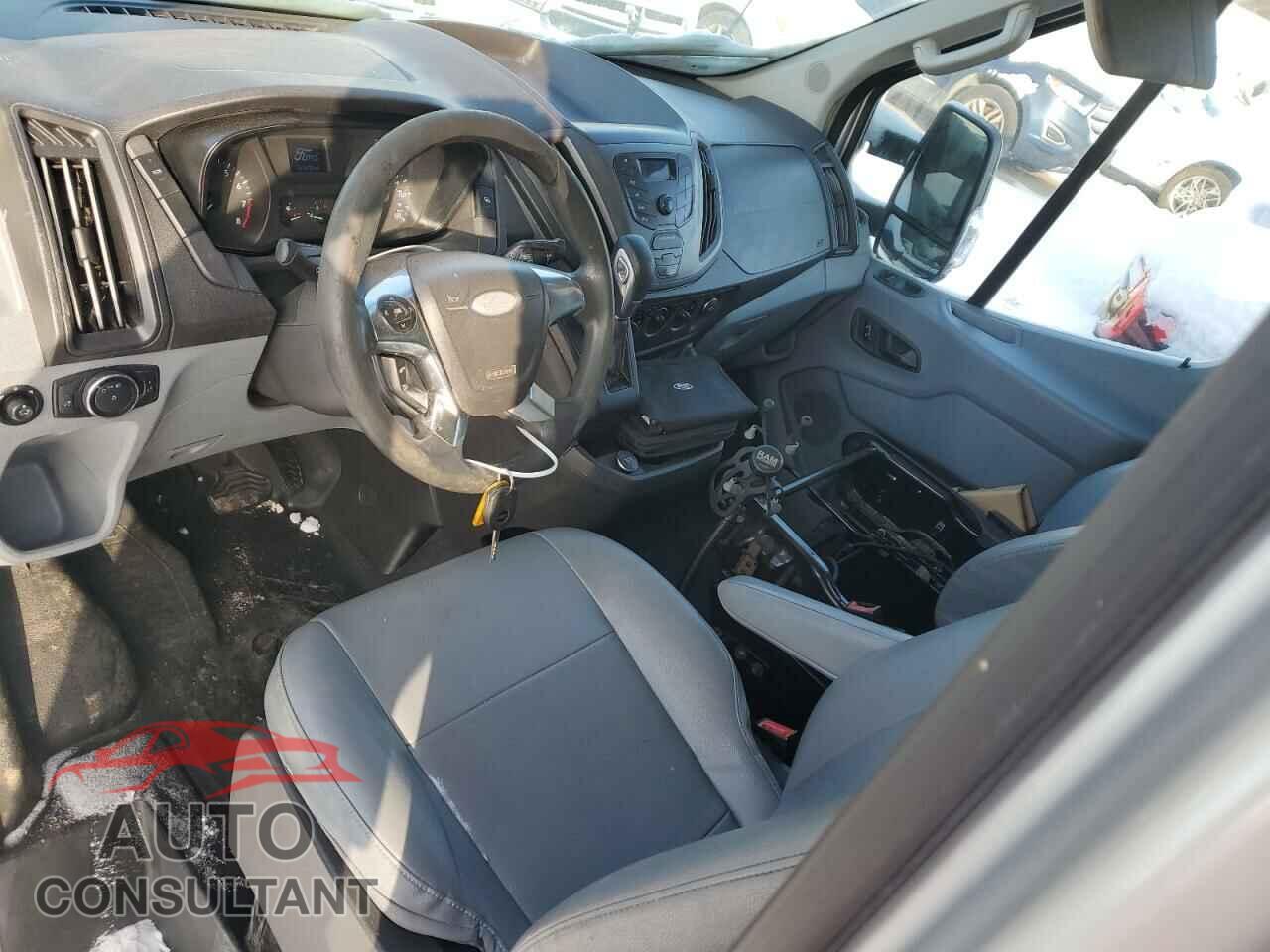 FORD TRANSIT 2017 - 1FTYR2CM9HKA71247