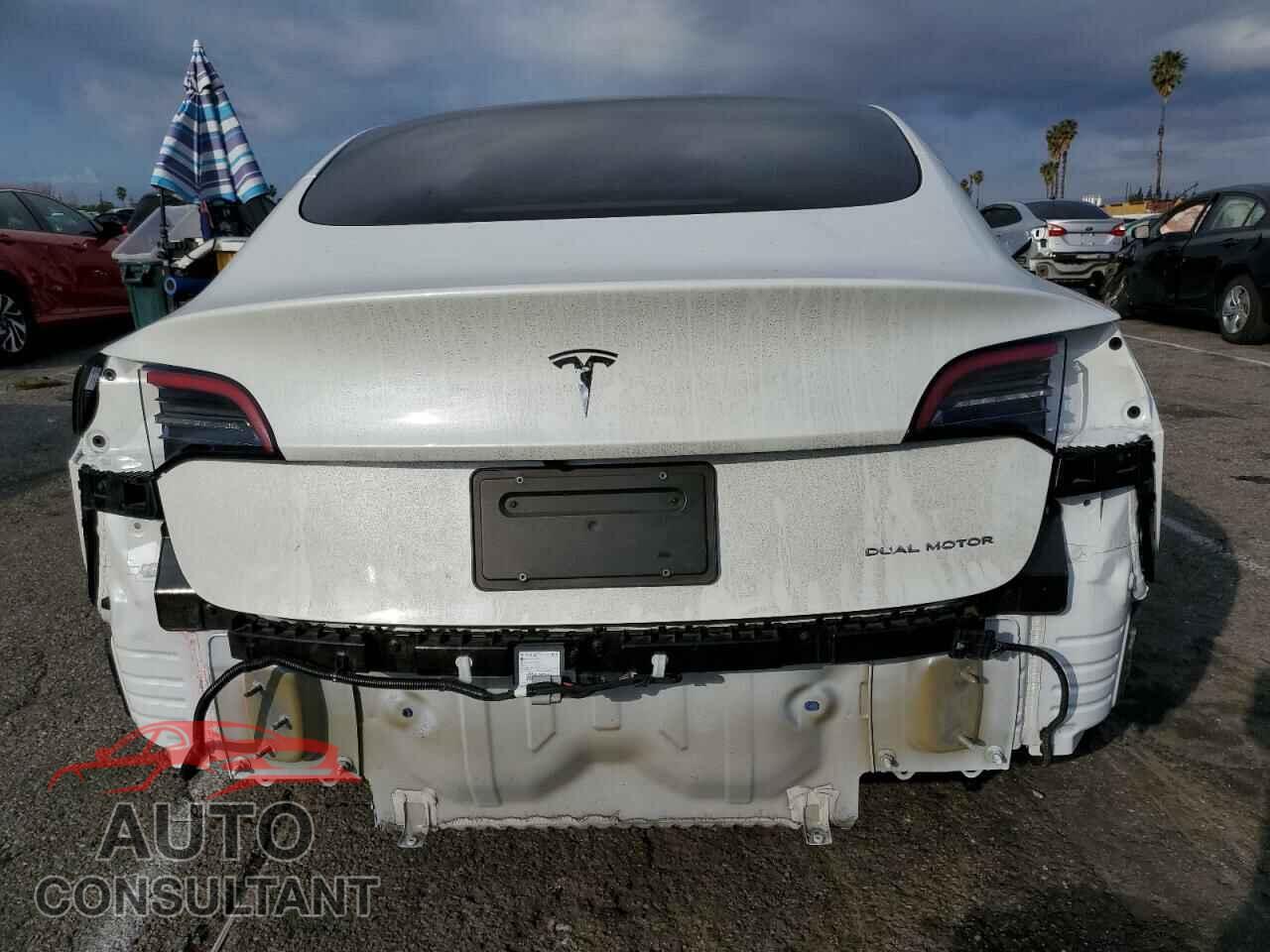 TESLA MODEL 3 2023 - 5YJ3E1EB2PF603073