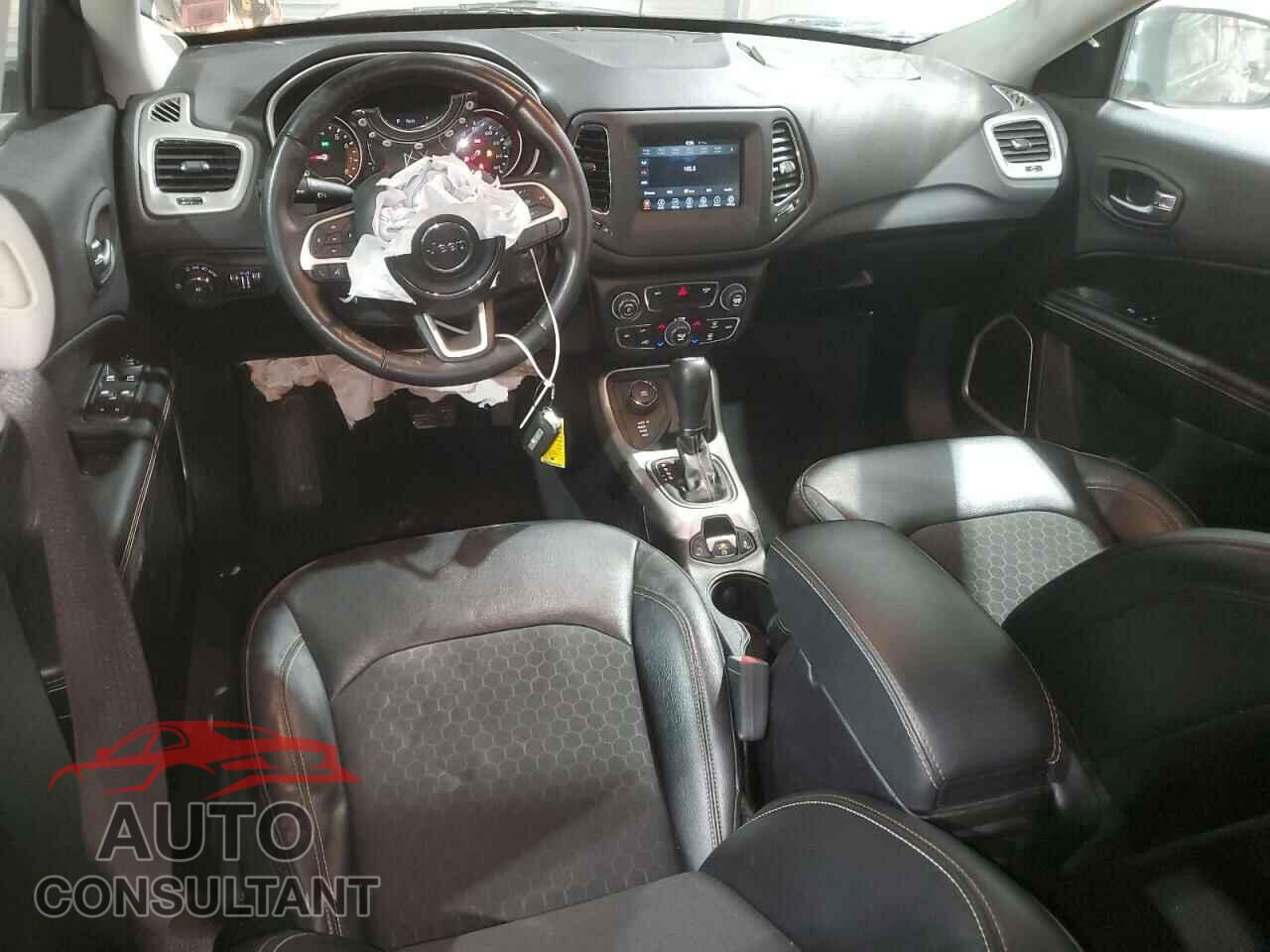 JEEP COMPASS 2019 - 3C4NJDBB0KT767863