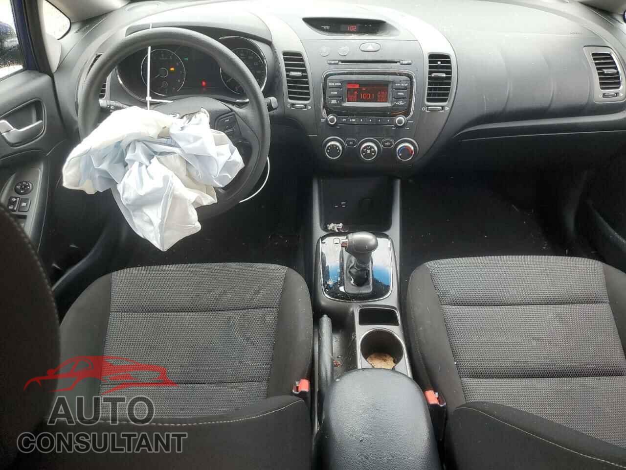 KIA FORTE 2017 - 3KPFK4A74HE106932