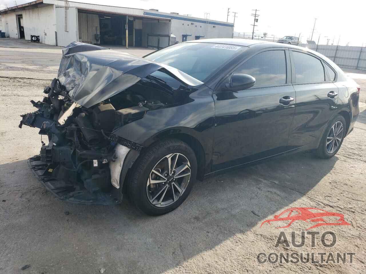 KIA FORTE 2023 - 3KPF24AD9PE603513