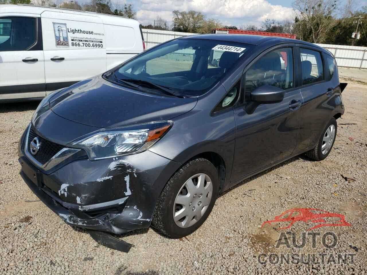 NISSAN VERSA 2018 - 3N1CE2CP2JL353303