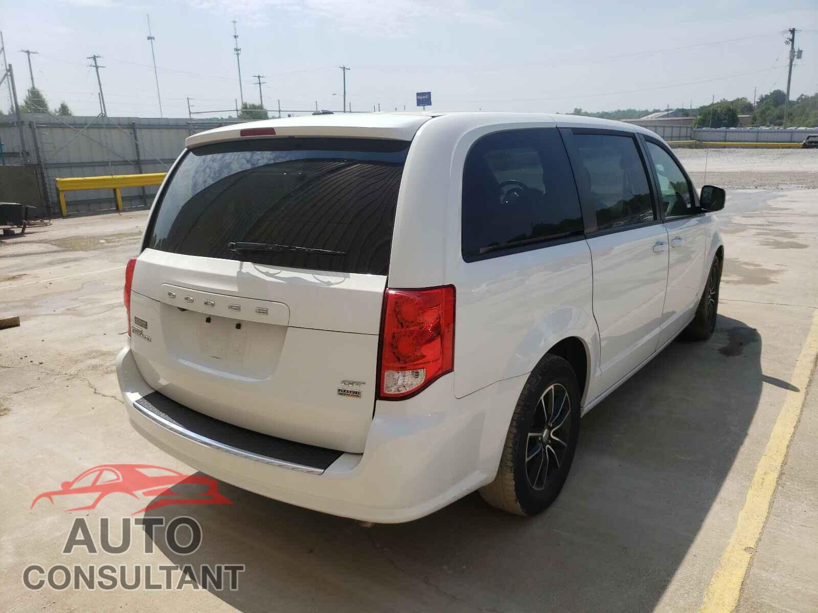 DODGE GRAND CARA 2018 - 2C4RDGEG2JR195908