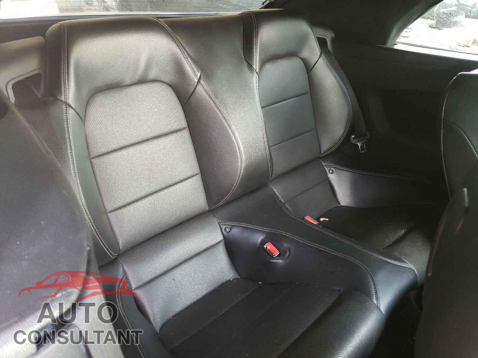 FORD MUSTANG 2017 - 1FATP8UH2H5292763