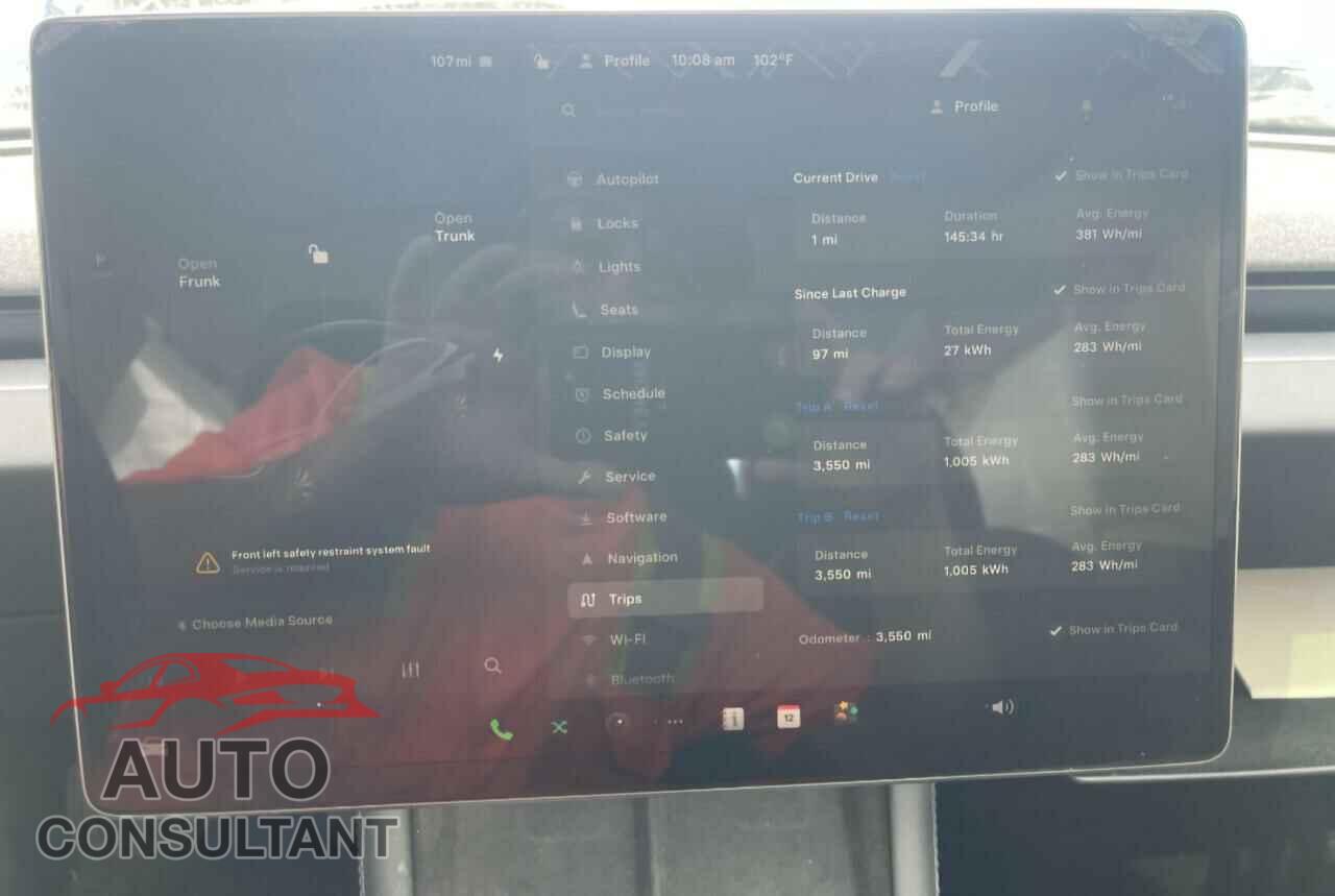 TESLA MODEL 3 2024 - 5YJ3E1EA2RF752321