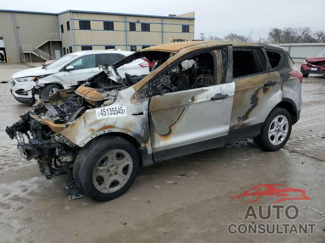 FORD ESCAPE 2019 - 1FMCU0F76KUA99601