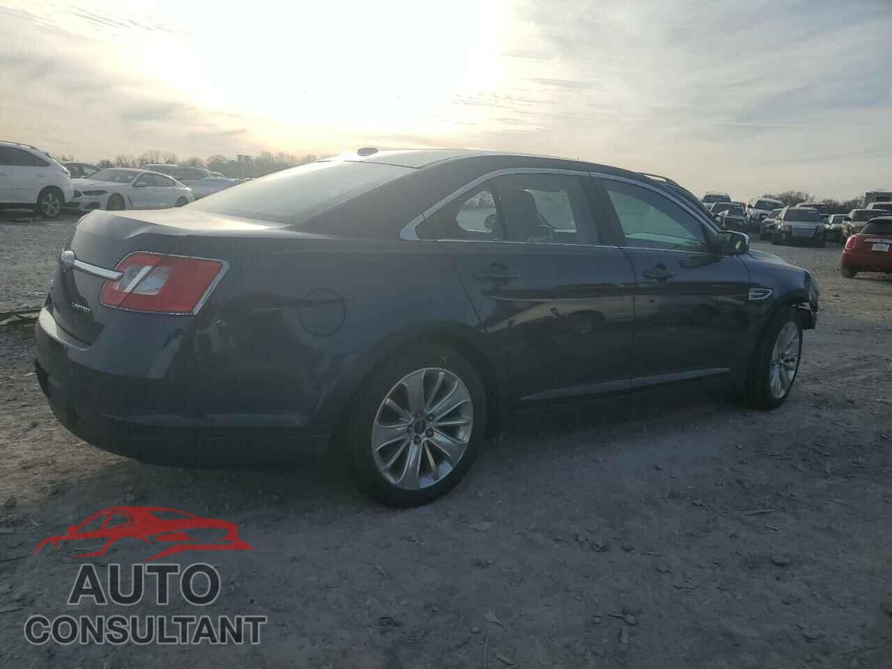 FORD TAURUS 2011 - 1FAHP2FW2BG120405