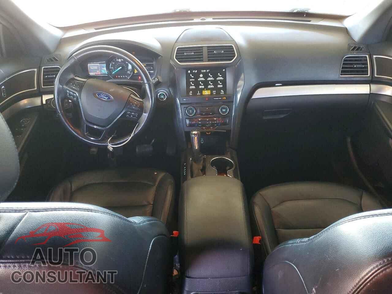 FORD EXPLORER 2017 - 1FM5K7D89HGE42217