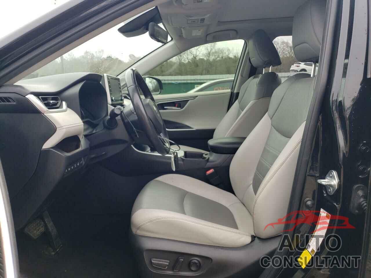 TOYOTA RAV4 2021 - JTMY1RFV4MD071224