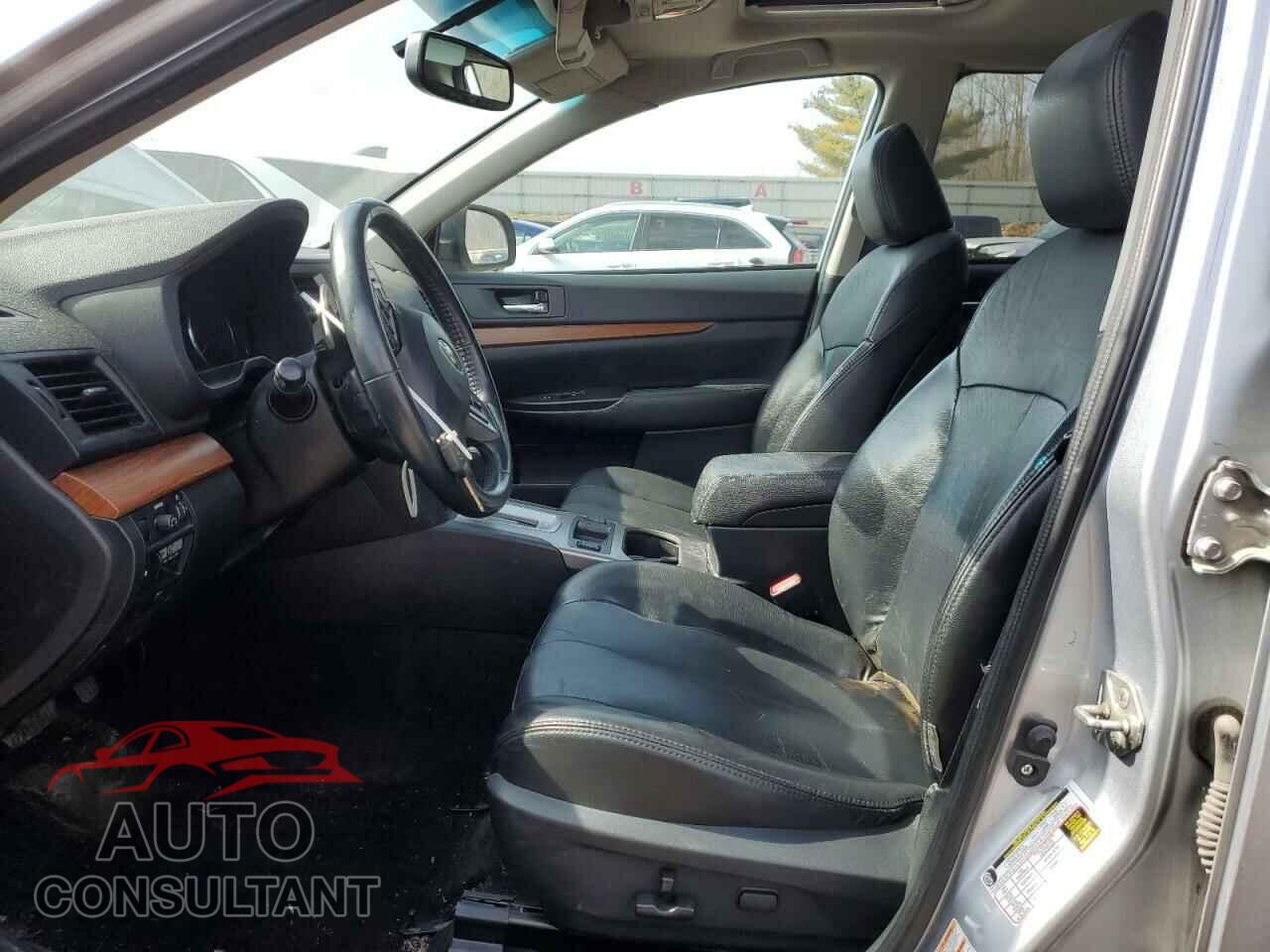 SUBARU OUTBACK 2014 - 4S4BRCLC2E3240643