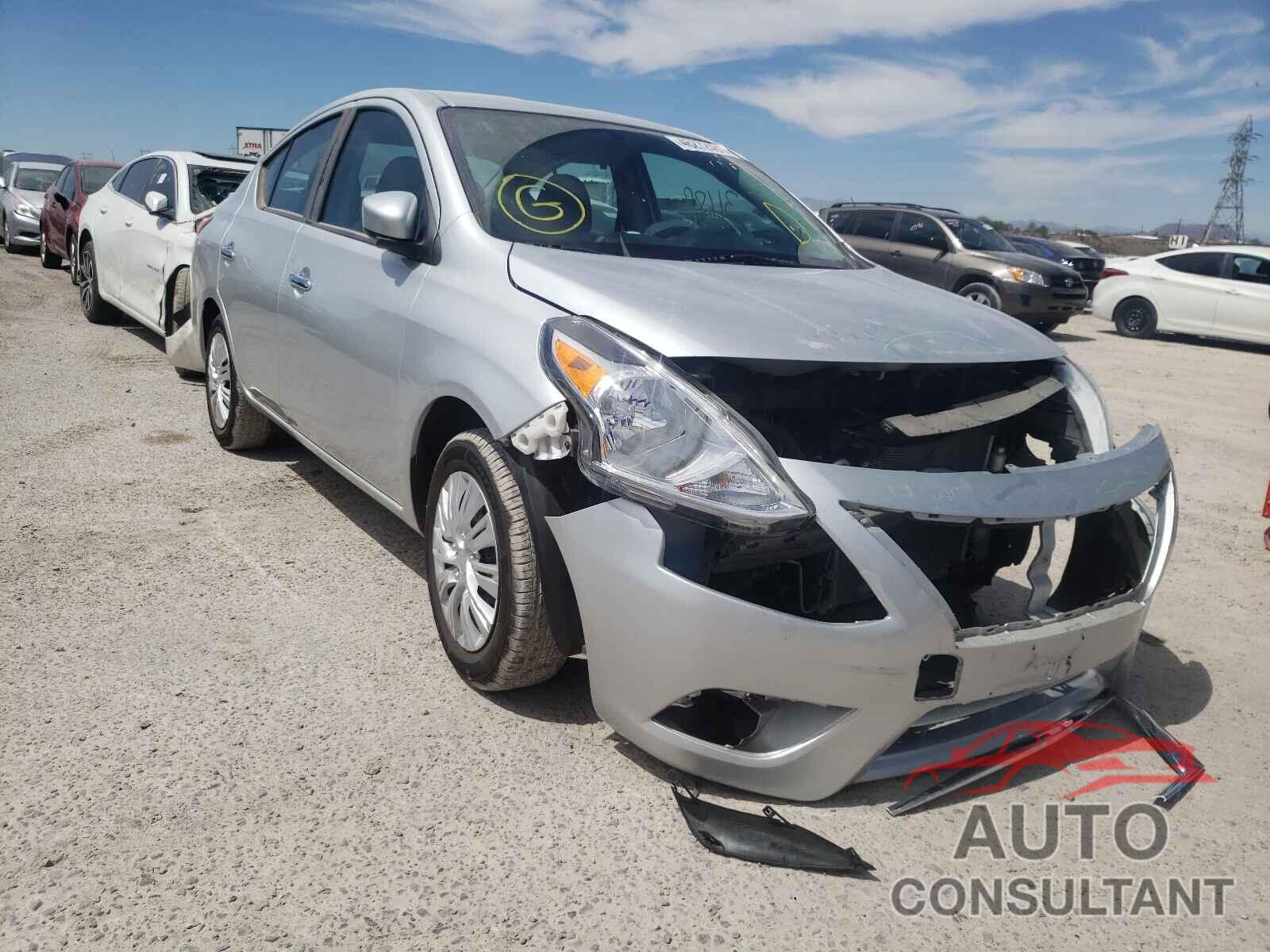 NISSAN VERSA 2019 - 3N1CN7AP4KL852055