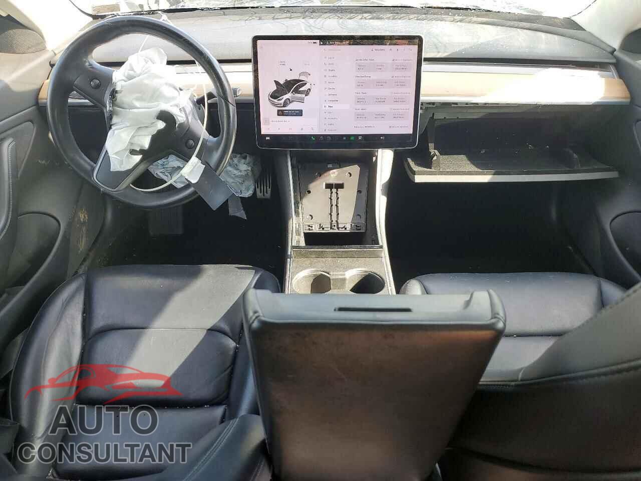 TESLA MODEL 3 2018 - 5YJ3E1EB8JF185884