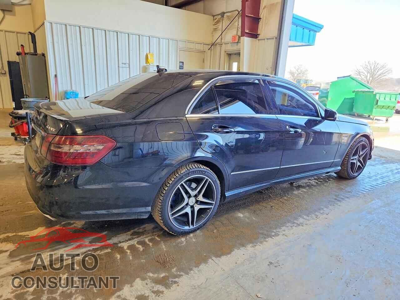 MERCEDES-BENZ E-CLASS 2012 - WDDHF8JB5CA538911