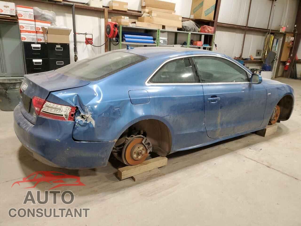 AUDI A5 2010 - WAUMFBFR8AA040904