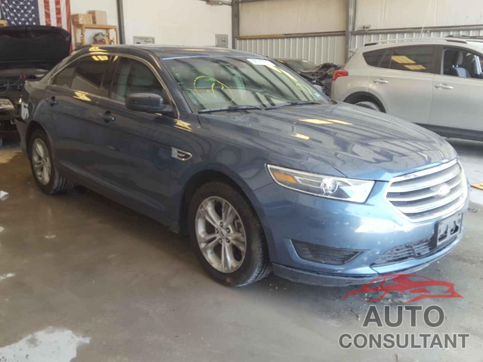 FORD TAURUS 2018 - 1FAHP2D85JG133619