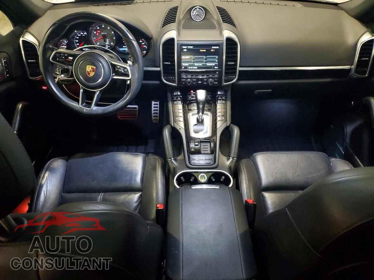 PORSCHE CAYENNE 2015 - WP1AB2A22FLA56537