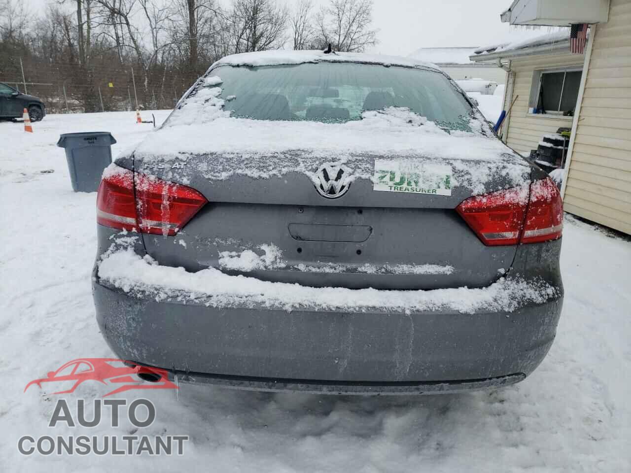 VOLKSWAGEN PASSAT 2012 - 1VWBH7A37CC063910