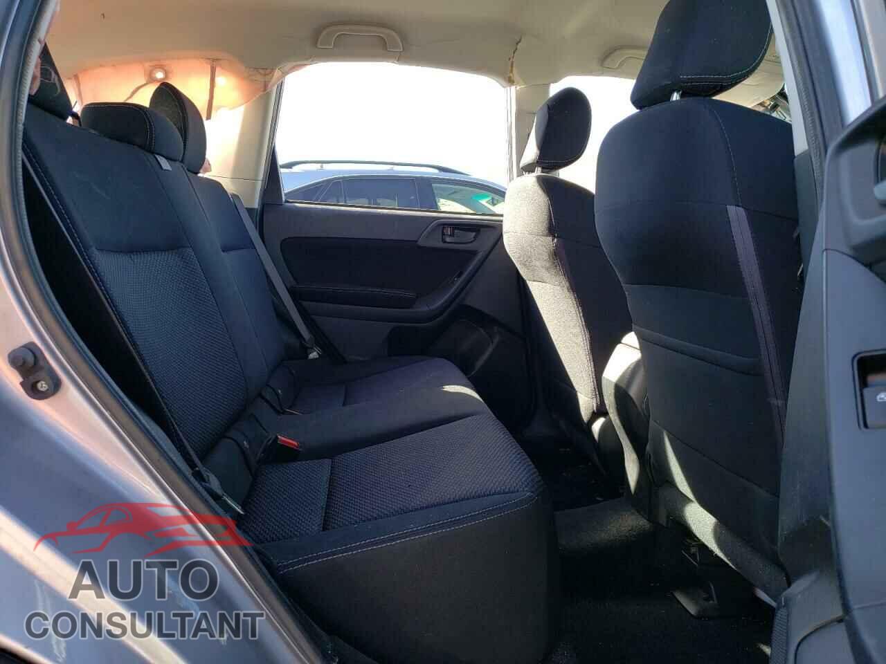 SUBARU FORESTER 2015 - JF2SJAAC5FG538554