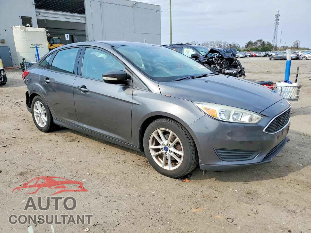 FORD FOCUS 2015 - 1FADP3F21FL209381