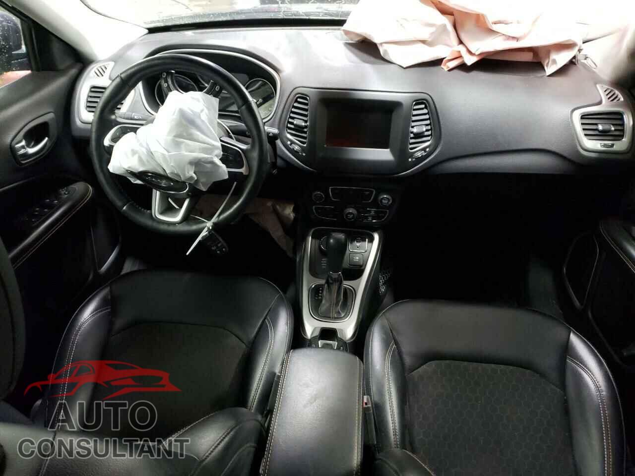 JEEP COMPASS 2017 - 3C4NJDBB6HT688612