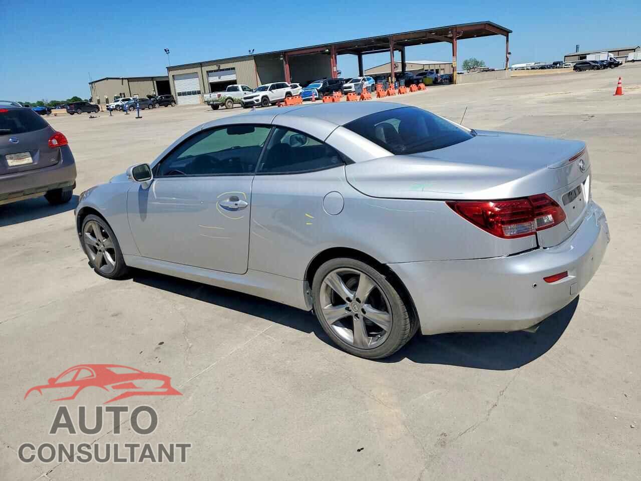 LEXUS IS 2012 - JTHFF2C22C2524520