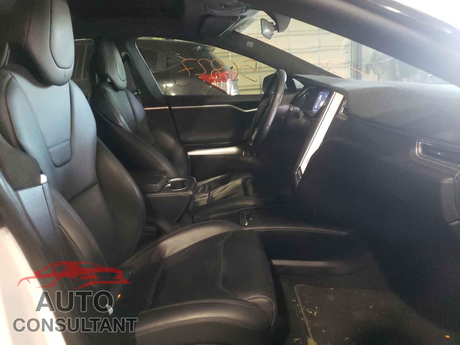 TESLA MODEL S 2017 - 5YJSA1E20HF188750