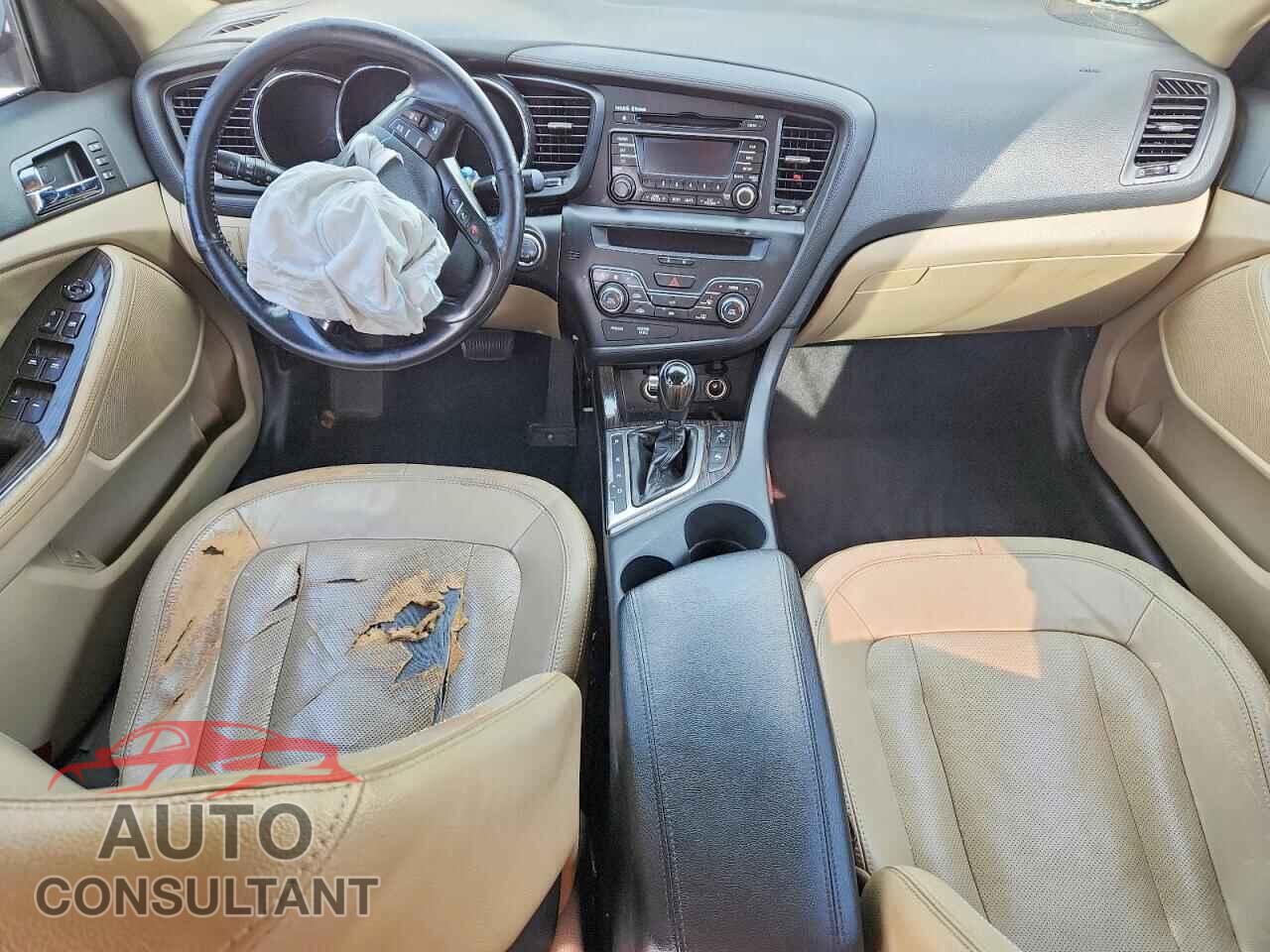 KIA OPTIMA 2011 - KNAGN4A79B5084681