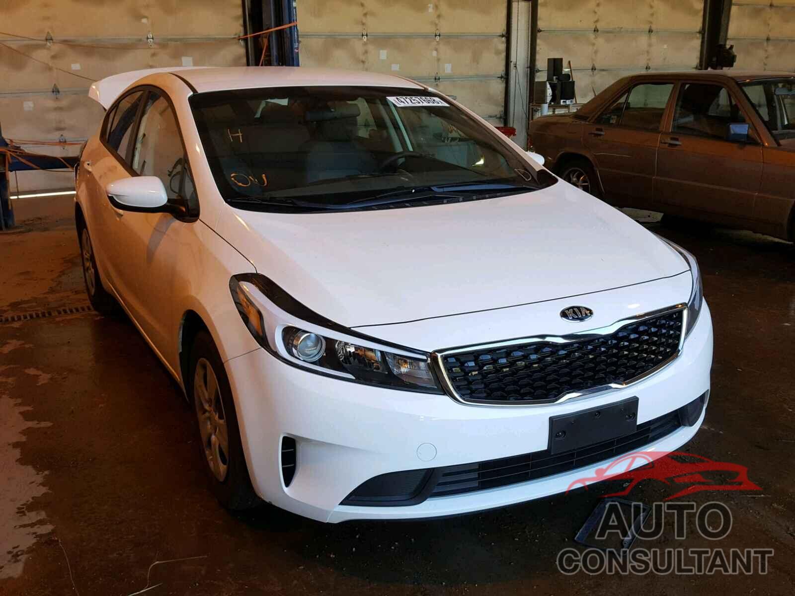 KIA FORTE 2018 - 3KPFK4A70JE266313