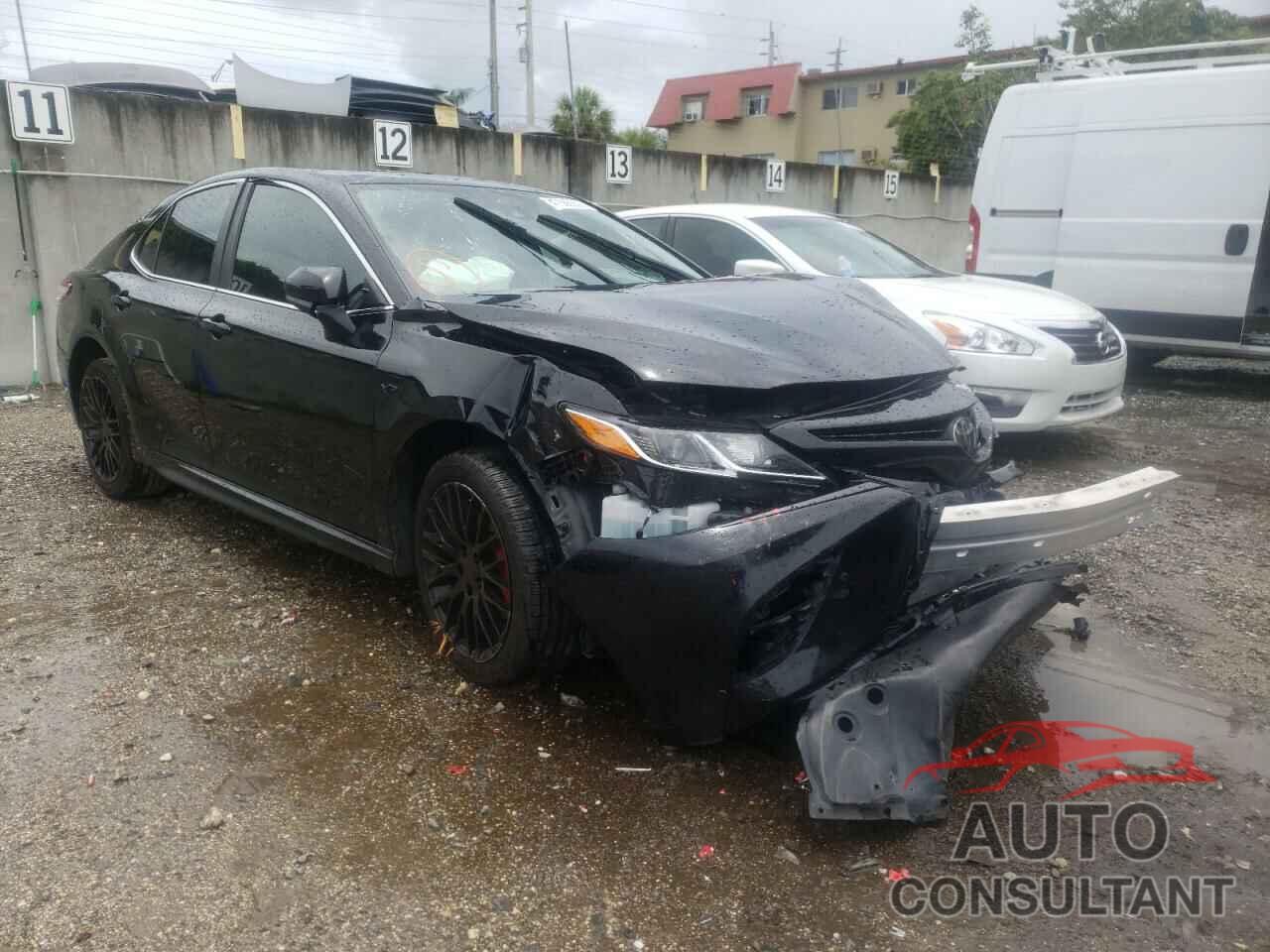 TOYOTA CAMRY 2020 - 4T1G11AK8LU863235