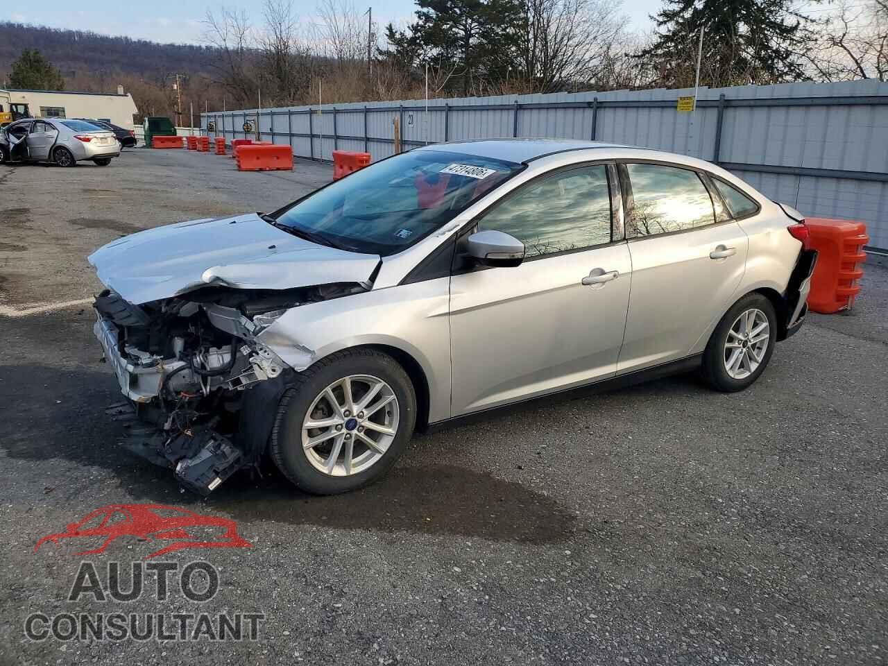 FORD FOCUS 2017 - 1FADP3F24HL330764