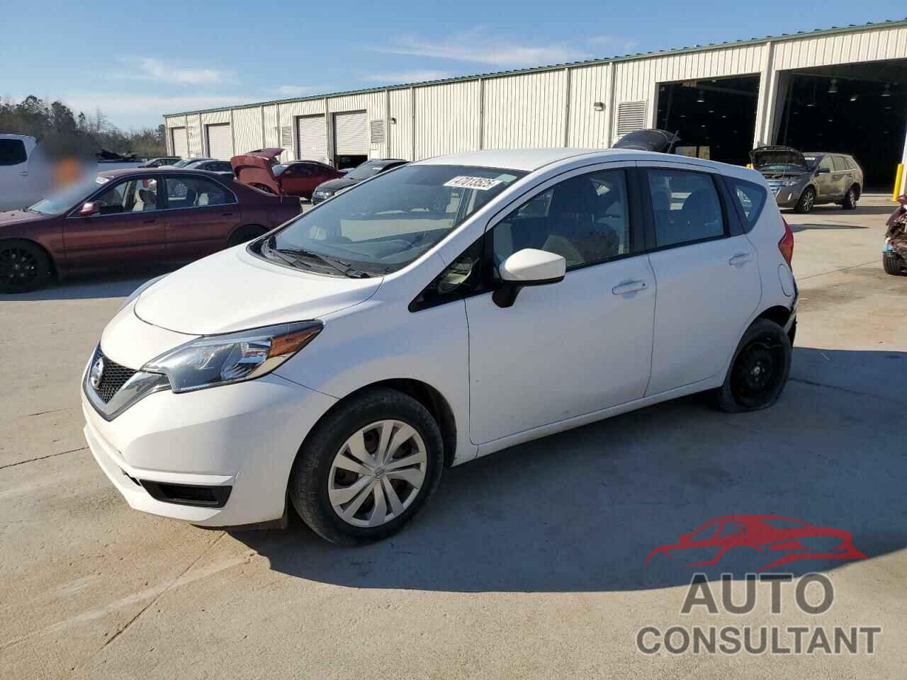 NISSAN VERSA 2018 - 3N1CE2CP8JL356478