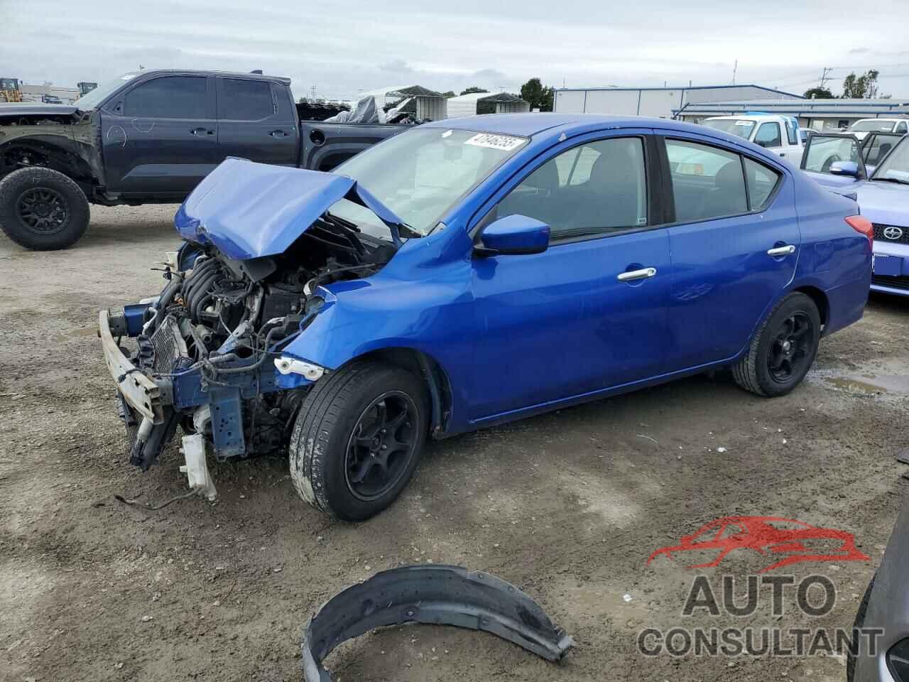 NISSAN VERSA 2017 - 3N1CN7APXHL841327