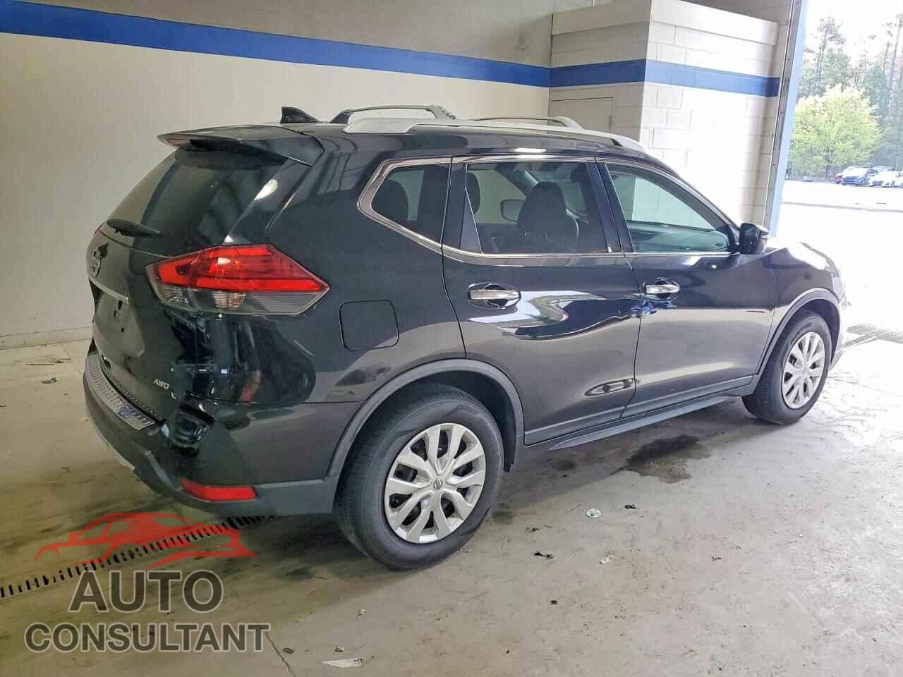 NISSAN ROGUE 2017 - KNMAT2MV9HP537742
