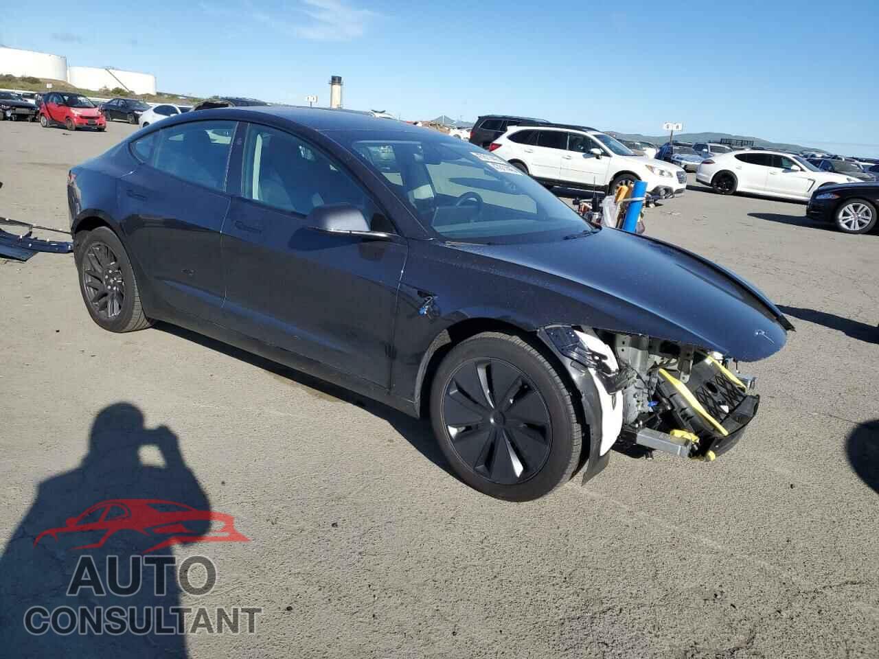 TESLA MODEL 3 2024 - 5YJ3E1EBXRF841790